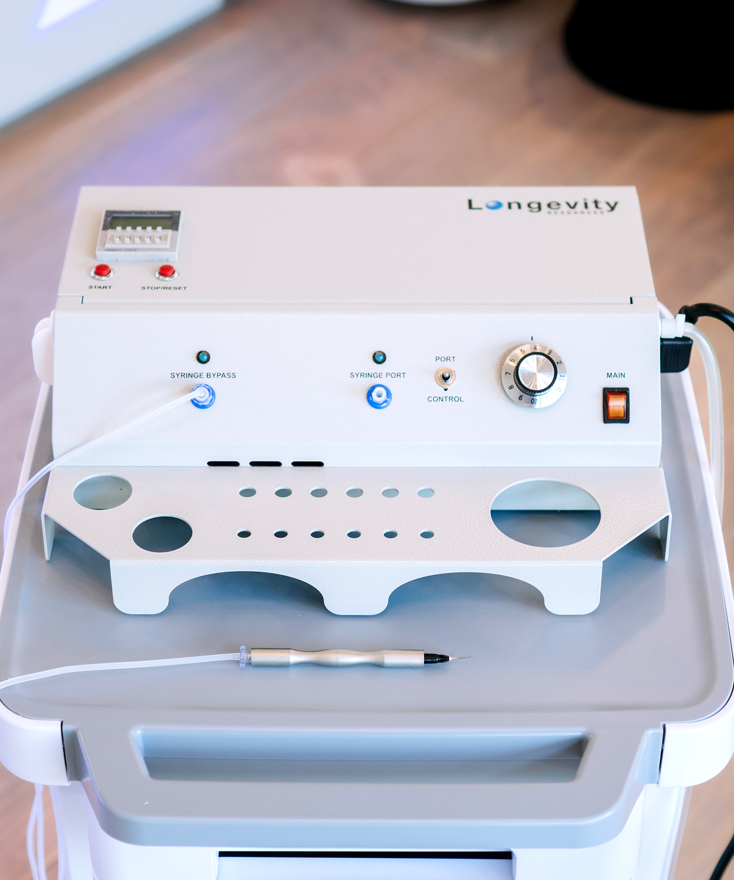 An oxygen ozone therapy machine.